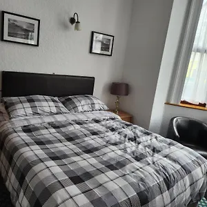 Queens Guest house